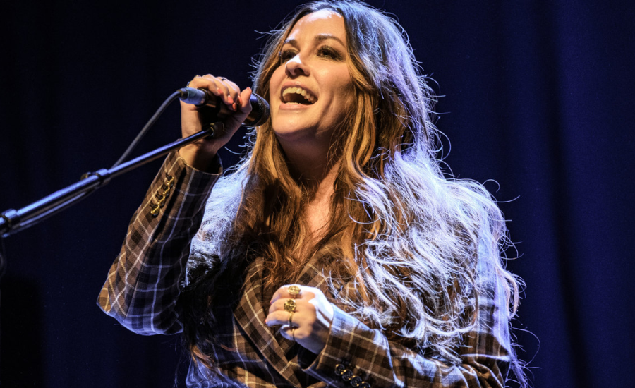 alanis morissette net worth