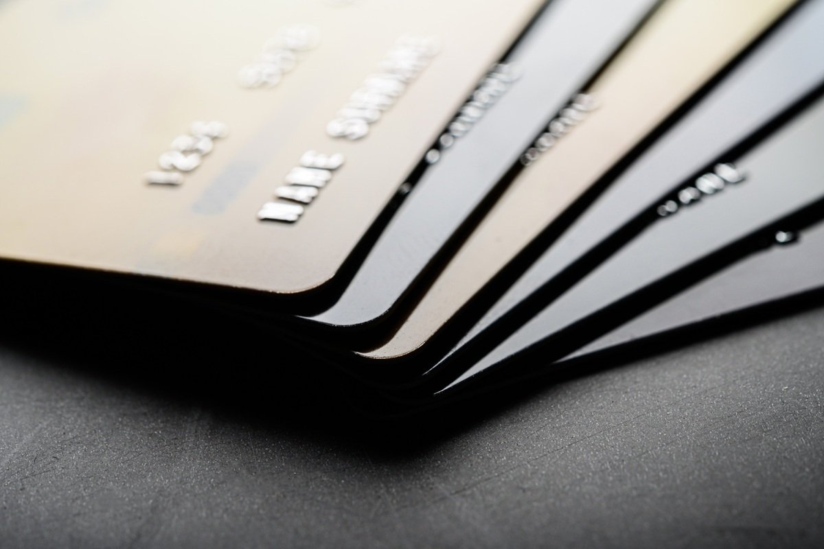 Apply for Metal Debit Card Online if You’re Tired of Ordinary Cards